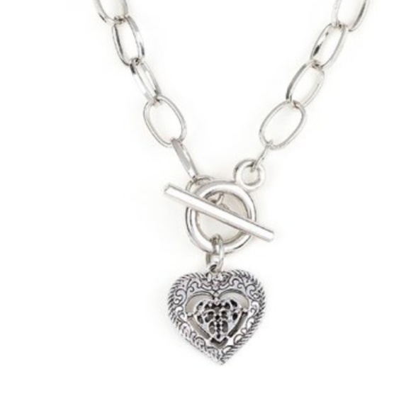 Paparazzi Silver Heart Necklace Set - Picture 2 of 4